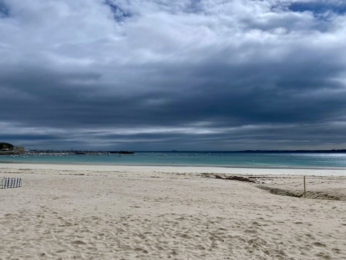 Indrukwekkende luchten. Er is wind en regen voorspeld voor vannacht.